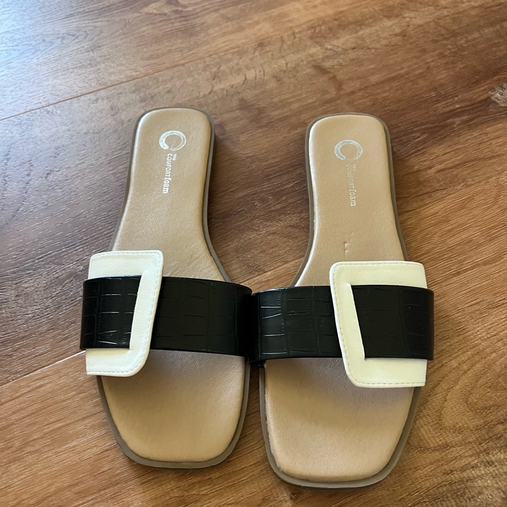 Comfort sandals